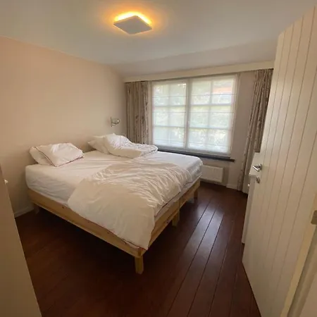Spacious Couples 4 Bedroom With Garden Near The Center Of Дом отдыха Кнокке-Хейст