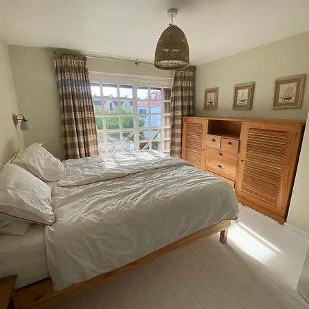 Spacious Couples 4 Bedroom With Garden Near The Center Of Σπίτι διακοπών Knokke-Heist